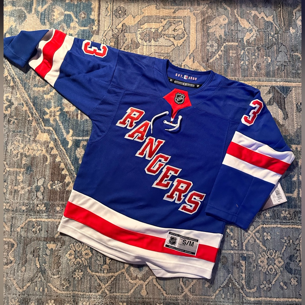 NY Rangers Adam Fox kids jersey. Official licensed jersey. Kids size S/M.